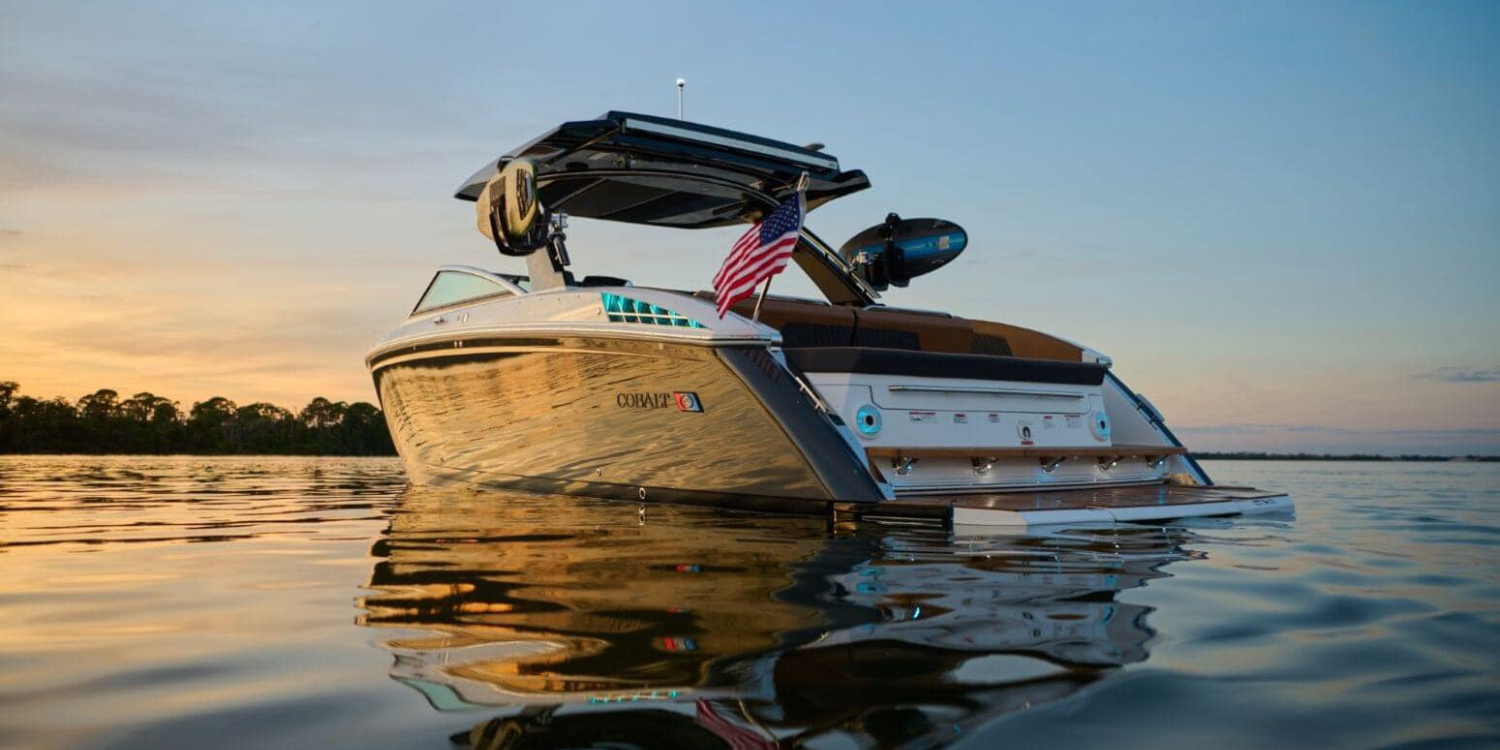 new-vs-pre-owned-boats-cobalt-speed-boat